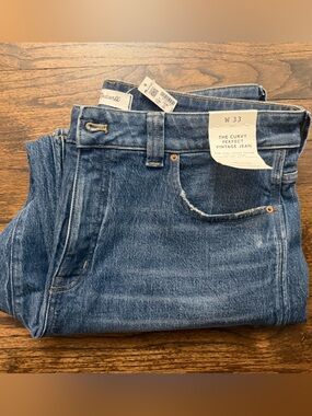 Madewell Jeans - W 33 Curvy Perfect Vintage - pickaway wash